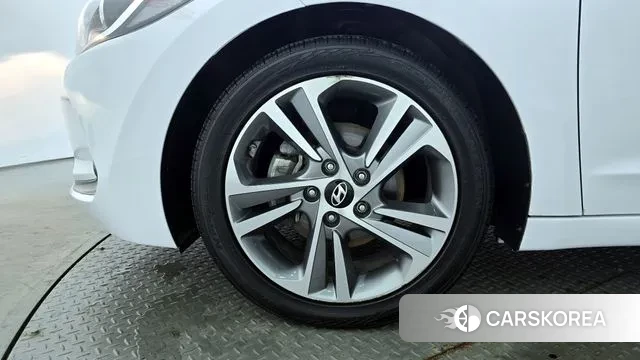 Hyundai Avante AD id 3418260 из Кореи 15