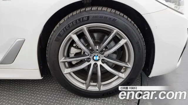 BMW 5 Series (G30) id 2609489 из Кореи 15