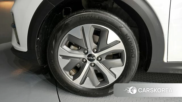 Kia Niro EV id 3892721 из Кореи 15