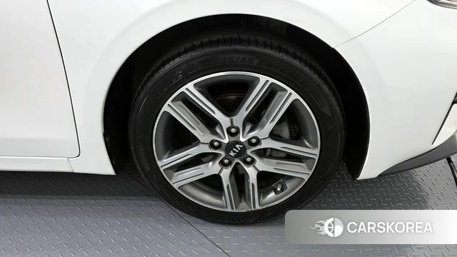 Kia Come New K3 id 3873906 из Кореи 15