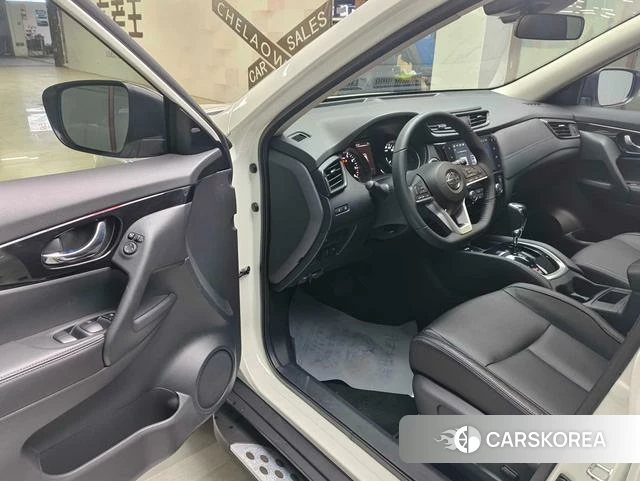 Nissan Qijun 2021 Белый из Китая, фото 5
