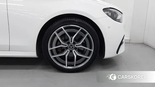 Mercedes-Benz E-Class W213 id 3294775 из Кореи 15