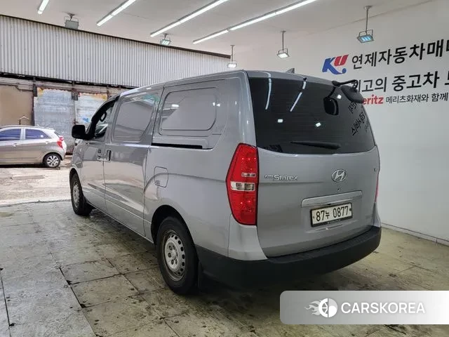 Hyundai The New Grand Starex id 3033572 из Кореи 15