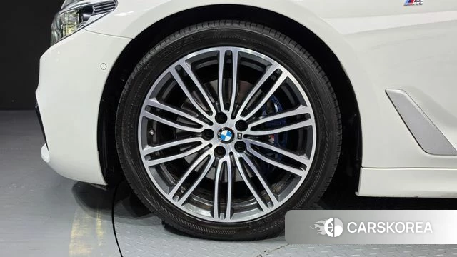 BMW 5 Series (G30) id 4712952 из Кореи 26