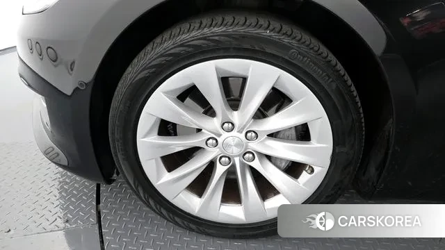 Tesla Model S id 3324972 из Кореи 15