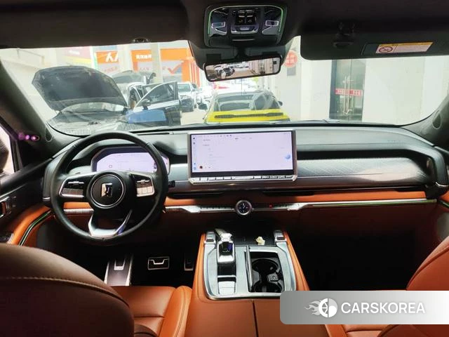 Tank 700 Hi4-T 2025 Темно-серый из Китая, фото 5