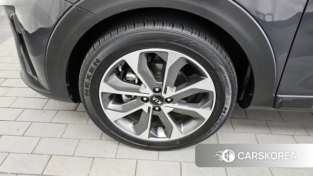 Kia Stonic id 3330108 из Кореи 15