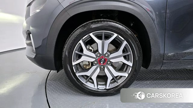 Kia Seltos id 4268320 из Кореи 26