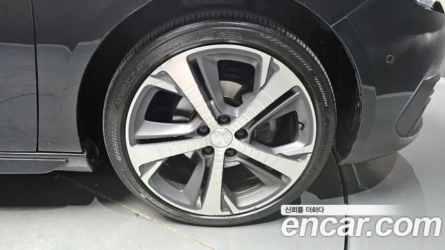 Peugeot 308 second generation id 2921598 из Кореи 15