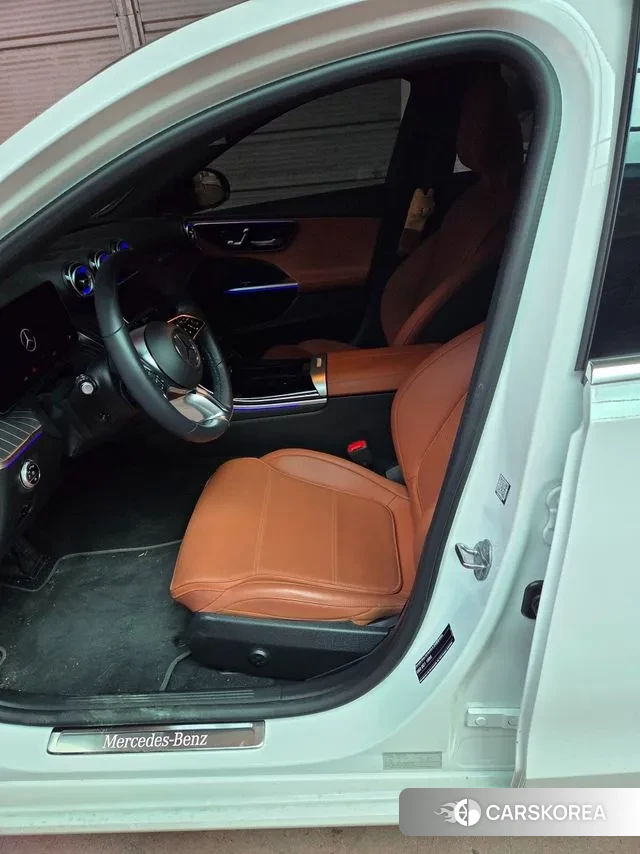 Mercedes-Benz C-Class W206 2023 Белый из Кореи, фото 5