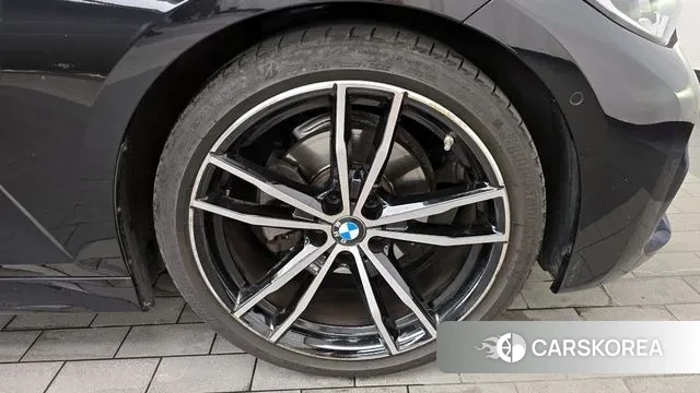 BMW 3 Series (G20) id 2884647 из Кореи 15