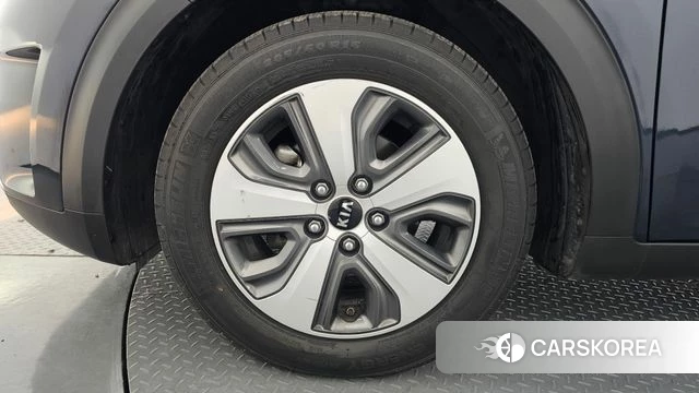 Kia Niro id 4390597 из Кореи 29
