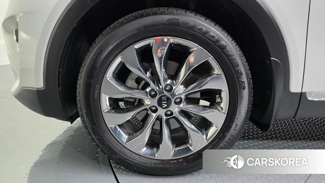 Kia The New Sorento id 4605288 из Кореи 28