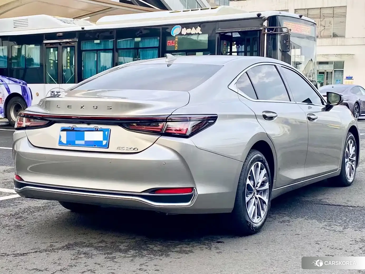 Lexus ES 2025 Silver/gray из Китая, фото 5