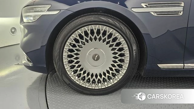 Genesis G90 id 4294699 из Кореи 27