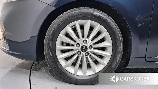 Kia Come New K7 id 3656860 из Кореи 15