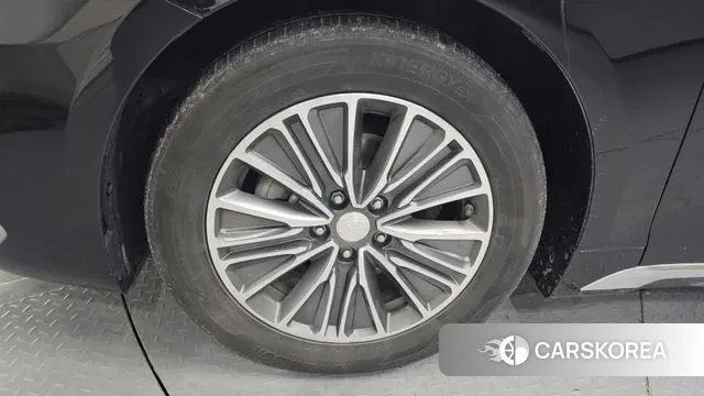 Hyundai Grandeur IG Hybrid id 3244162 из Кореи 15