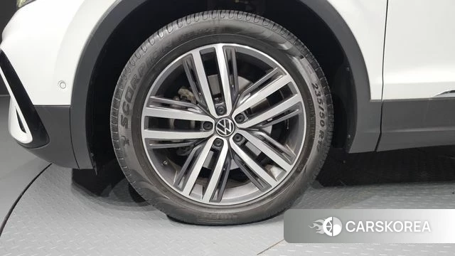 Volkswagen Tiguan Allspace id 4506574 из Кореи 27