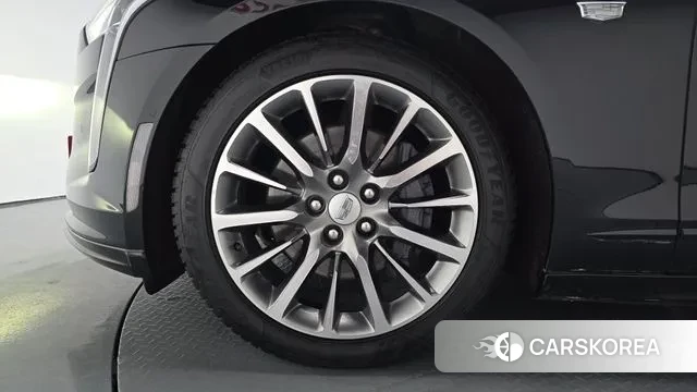 Cadillac CT6 id 2976635 из Кореи 15