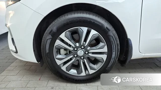 Kia The New Carnival id 3672406 из Кореи 15