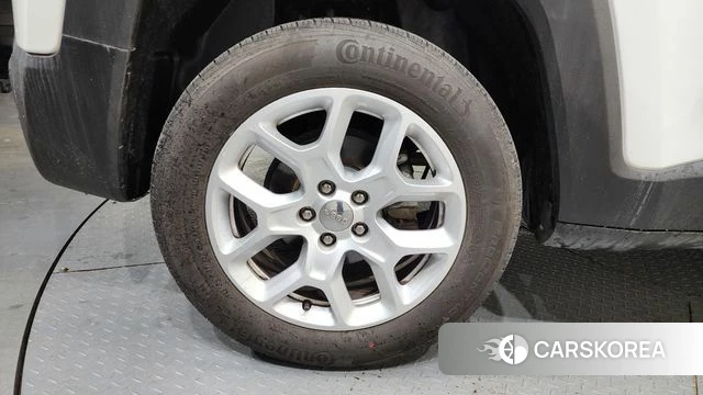 Jeep Renegade id 3894041 из Кореи 15