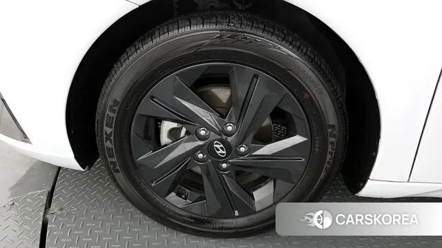 Hyundai Avante Hybrid (CN7) id 3572093 из Кореи 15