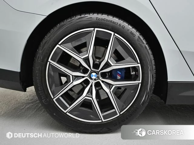 BMW 5 Series (G60) id 4248349 из Кореи 15