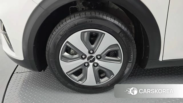 Kia The New Niro id 4330637 из Кореи 25
