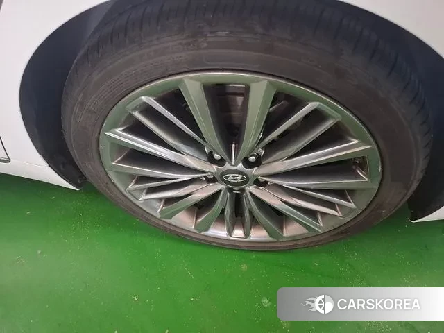 Hyundai Grandeur IG id 3270520 из Кореи 15