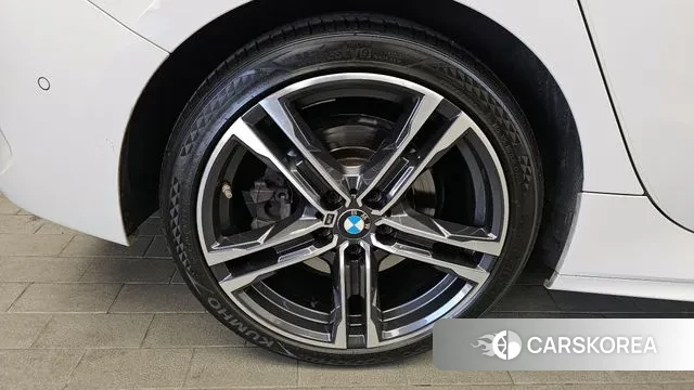 BMW 1 Series (F40) id 3717172 из Кореи 15