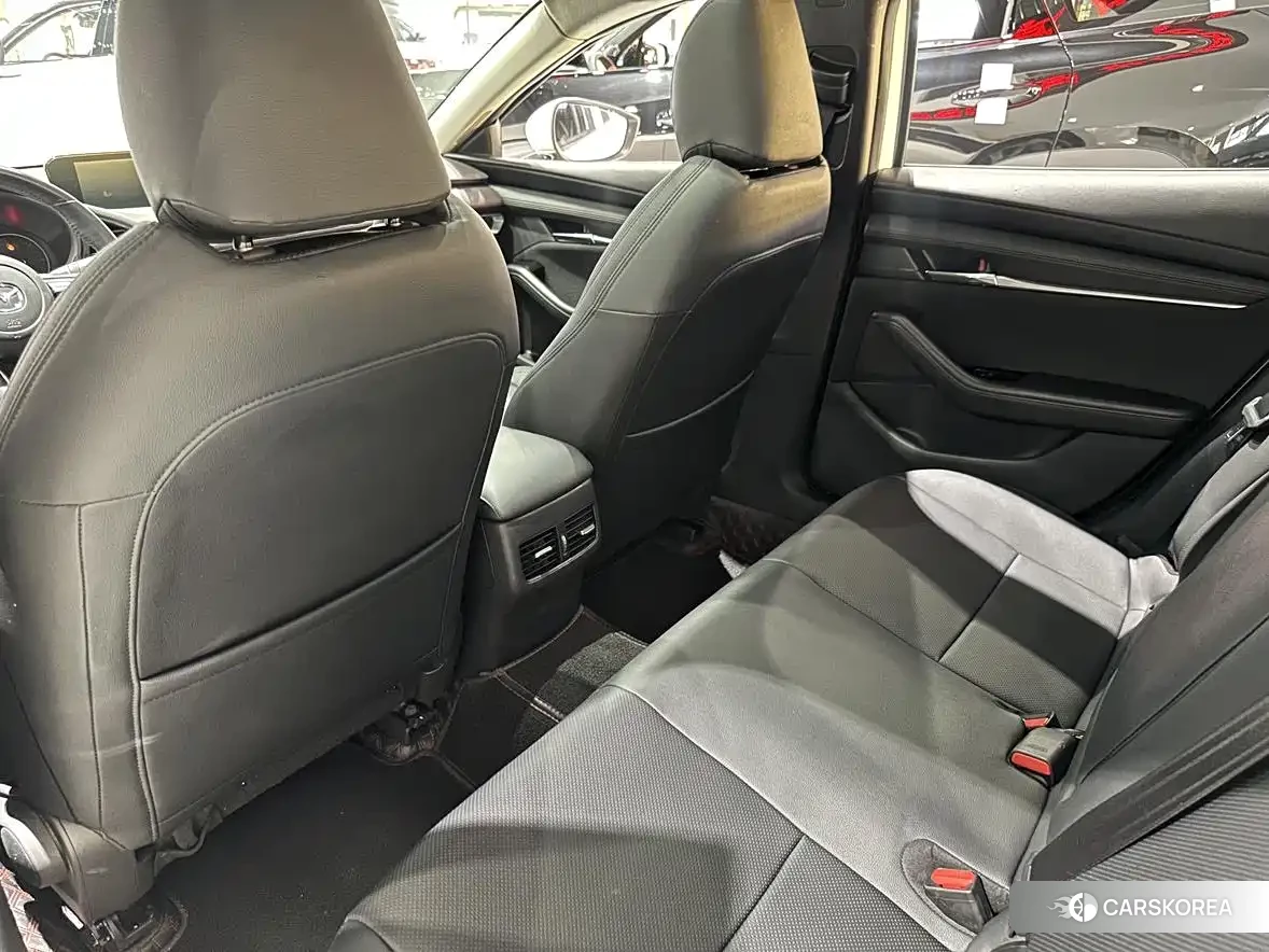 Mazda 3 id 4601040 из Китая 7