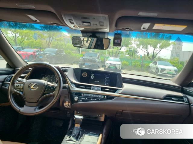 Lexus ES id 4273230 из Китая 7
