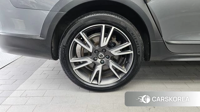 Volvo V90 Cross-Country id 4746526 из Кореи 15