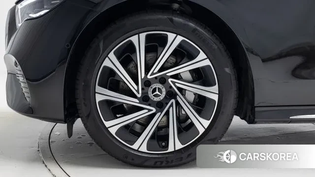 Mercedes-Benz E-Class W214 id 3775791 из Кореи 15