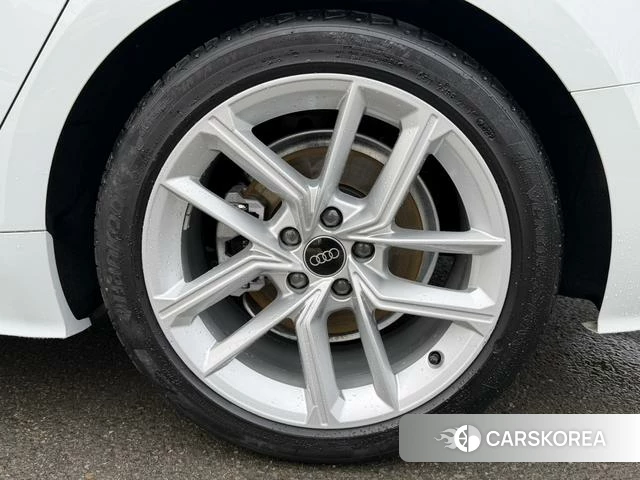 Audi A5 id 3896295 из Китая 15