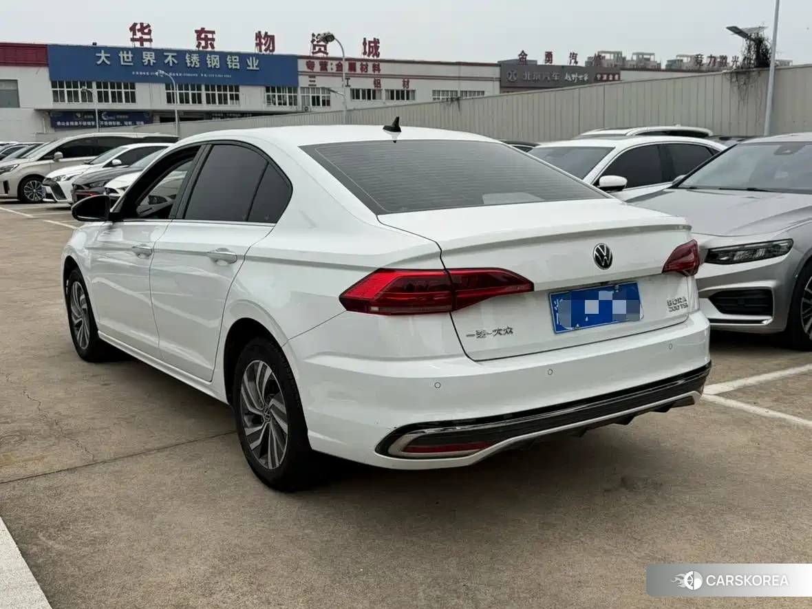 Volkswagen Bora id 4674364 из Китая 7