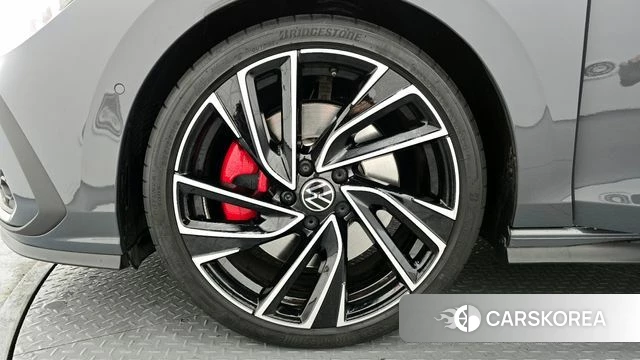 Volkswagen Golf 8th Generation id 3850375 из Кореи 15