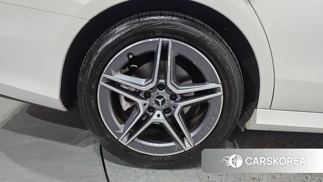 Mercedes-Benz E-Class W213 id 3864641 из Кореи 15