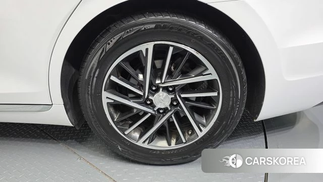 Hyundai The New Grandeur IG id 4453350 из Кореи 25