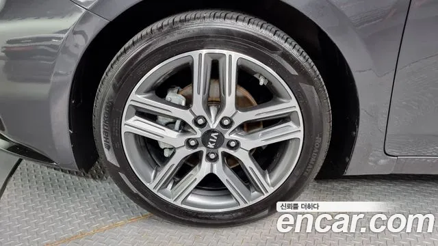 Kia Come New K3 id 2728324 из Кореи 15