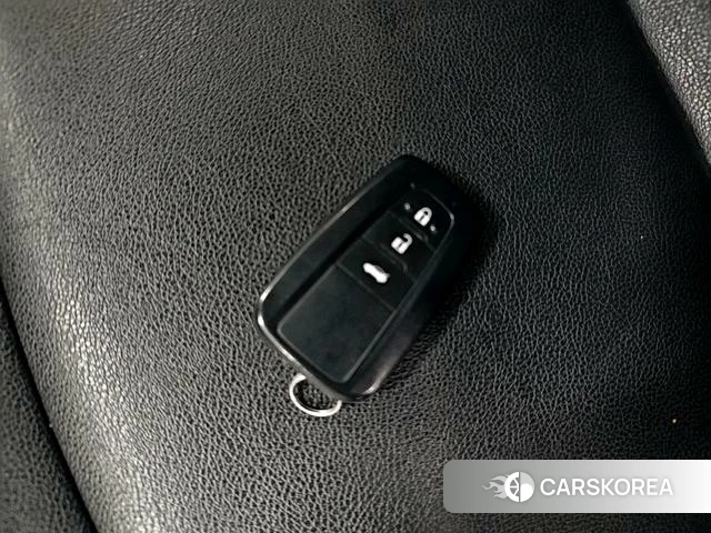 Toyota Corolla id 4263794 из Китая 15