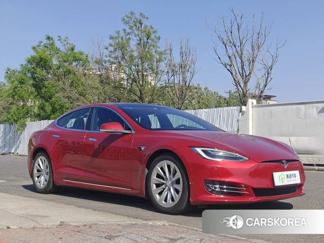 Tesla Model S 2018 Красный из Китая, фото 6