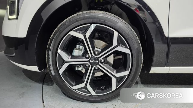 Kia Di Ol Nu Niro id 4279569 из Кореи 15