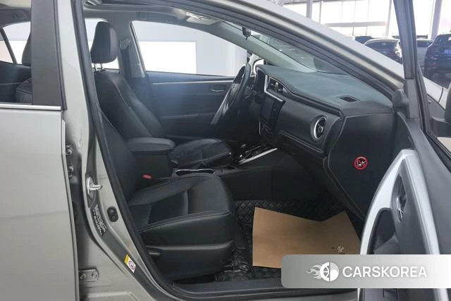 Toyota Corolla id 4212415 из Китая 12