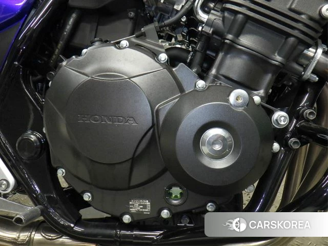 Проданный Honda CB400SF ABS id 3994922 из Японии, фото 4