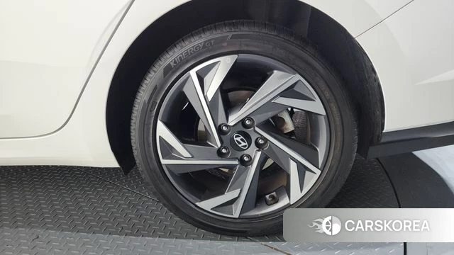 Hyundai The New Avante (CN7) id 3864813 из Кореи 16