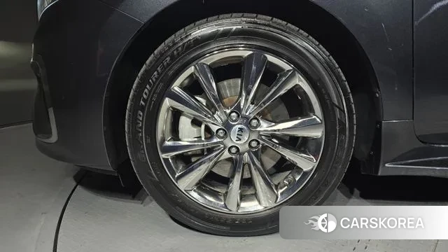 Kia The New Carnival id 3682113 из Кореи 15