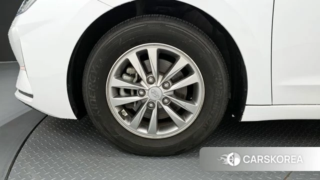 Hyundai The New Avante AD id 4356923 из Кореи 26