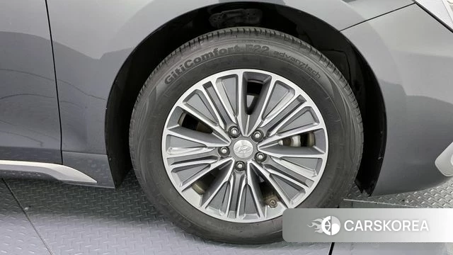 Hyundai Grandeur IG Hybrid id 4310584 из Кореи 15