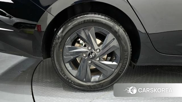 Hyundai Avante (CN7) id 4388929 из Кореи 15